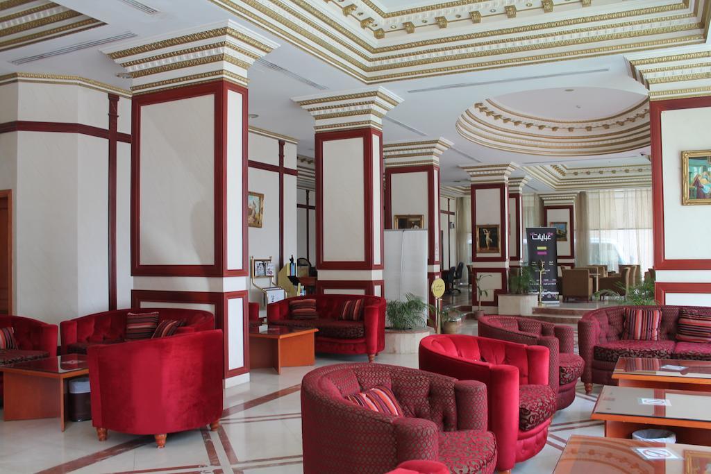 Emirates Palace Hotel Suites Шарджа Экстерьер фото